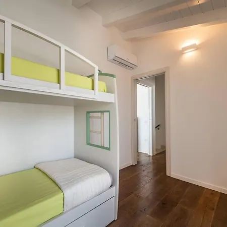 Rodani's - Unforgettable Sunrise Holiday home